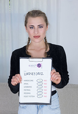 Lindsey Cruz